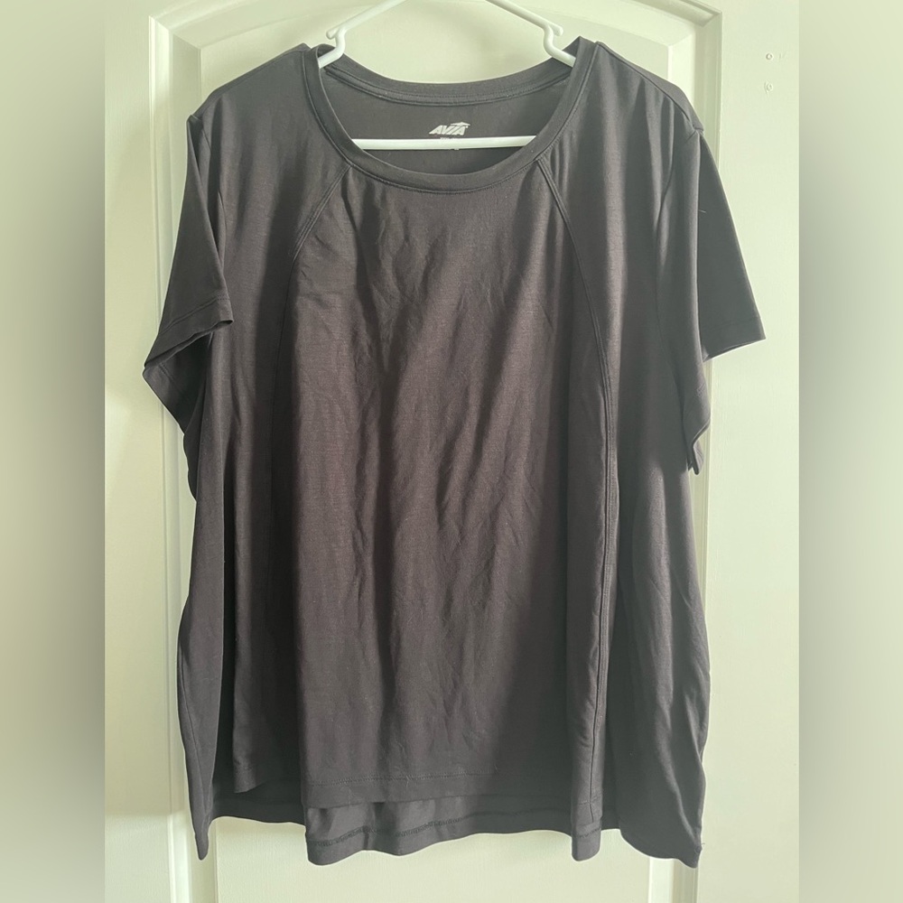 Avia Black Short Sleeve Women's Tee